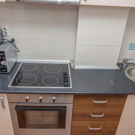 شقة A8 Portobello Apts بودغوريتْسا