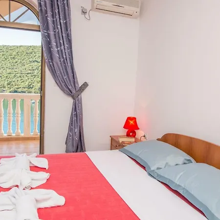 شقة A8 Portobello Apts بودغوريتْسا