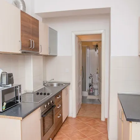 شقة A8 Portobello Apts *